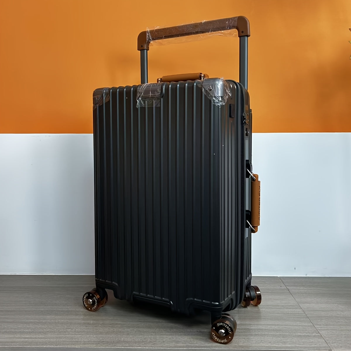 Wide Pull Handle Zipper PC Material Transparent Wheel Combination Lock Suitcase Handle with Cup Holder Travel Box Suitable for Moving and Travel Use