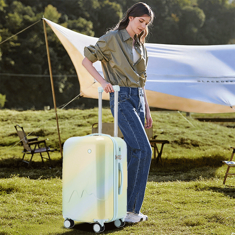 ET Gradient-Style Spinner Suitcase with Telescopic Handle